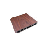 Suelo de madera de plástico con ajuste de 220 x 32 mm